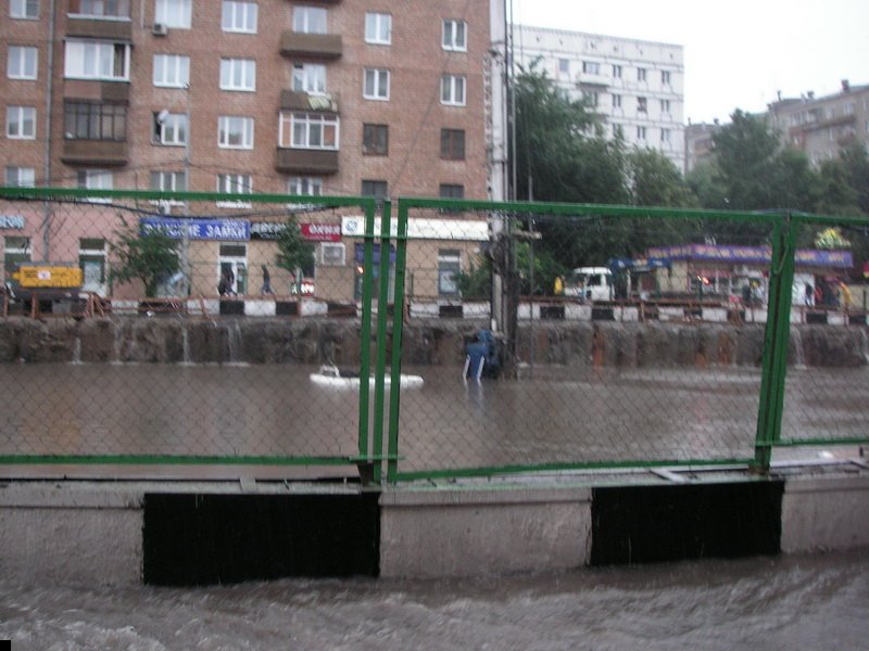 rain-in-moscow-04