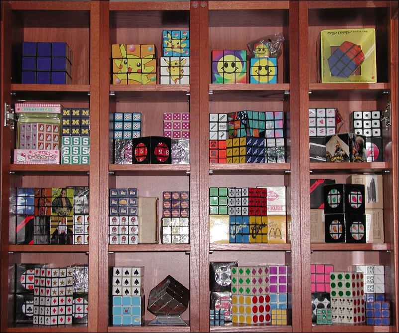 Collection hobbies. Коллекция головоломок. Коллекция головоломок Рубика. Стеллажи для коллекции головоломок. Коллекционеры головоломок.