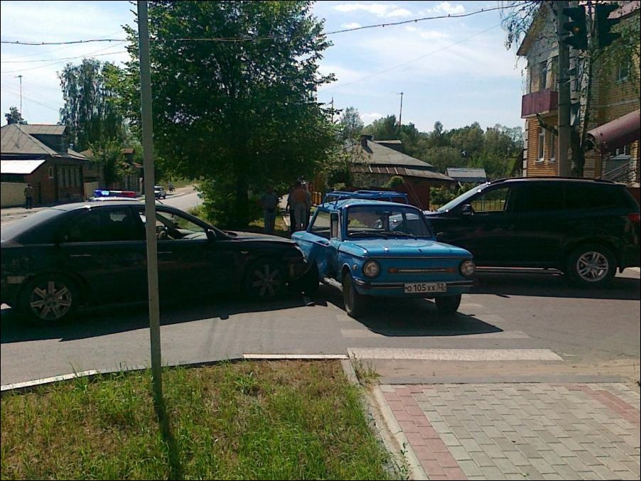 Запорожец, авария