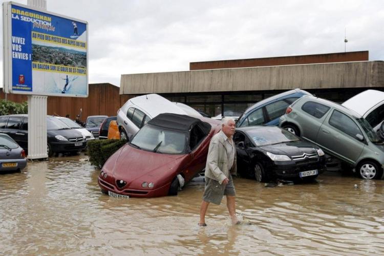 france-flooding-09