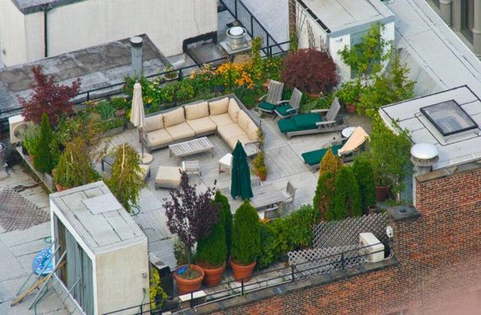 rooftops-of-rich-people-01
