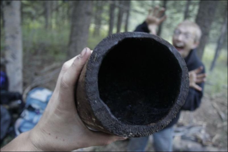 Туристам на заметку - ведерки из бревна