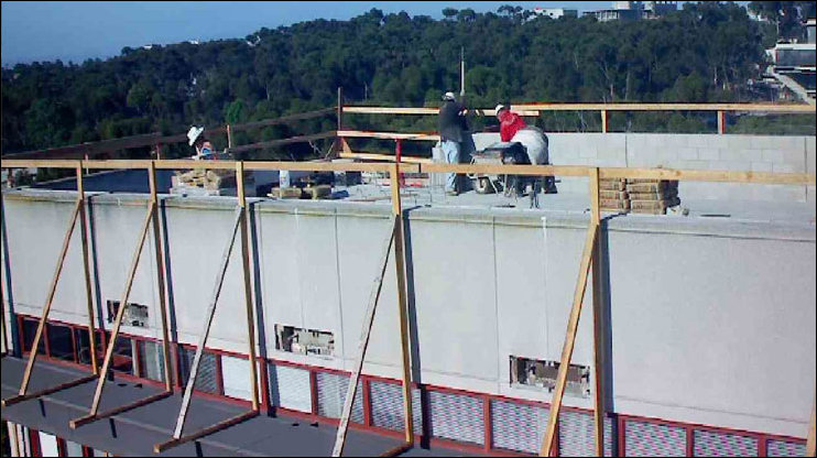 Домик на краю