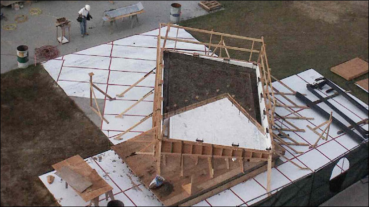 Домик на краю