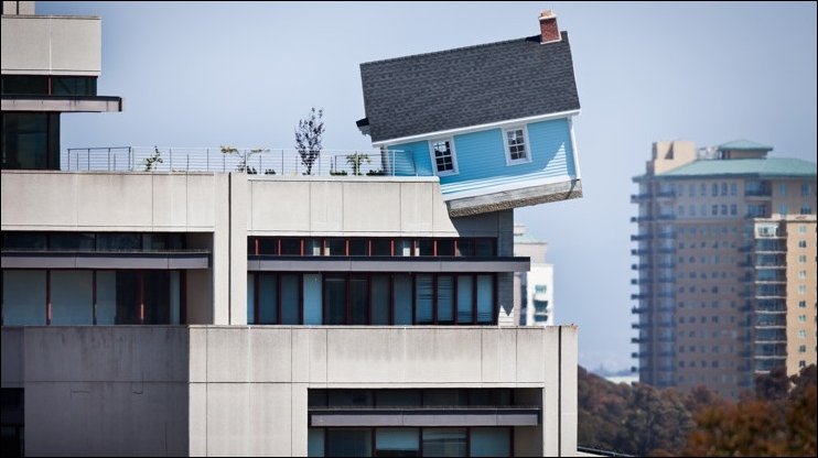 Домик на краю