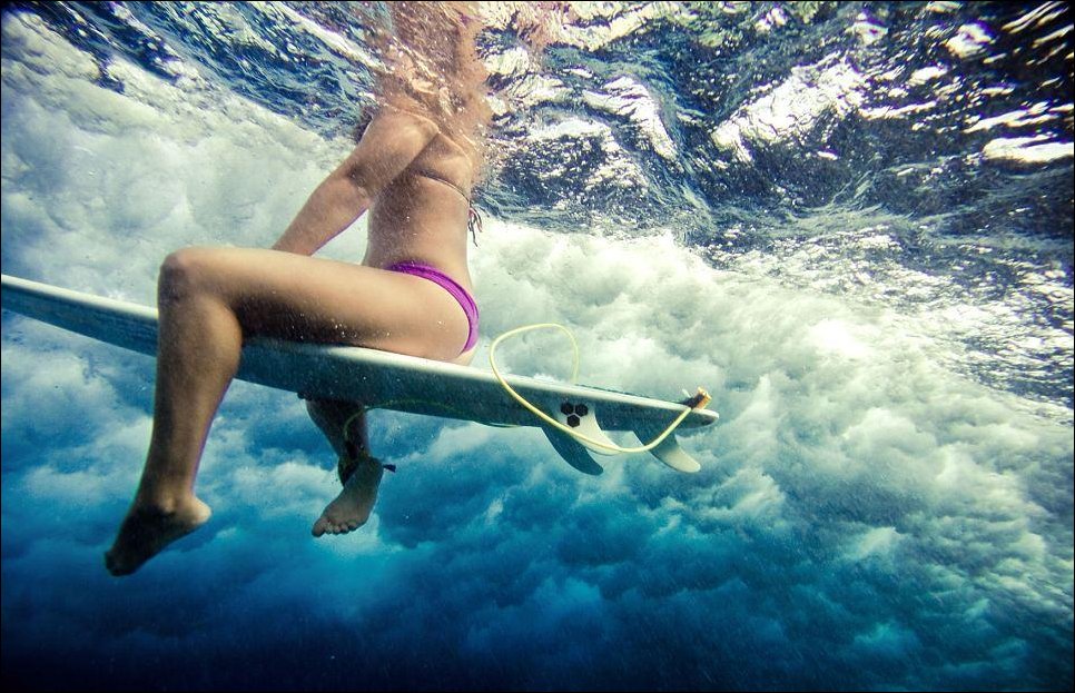 Девушки серферы