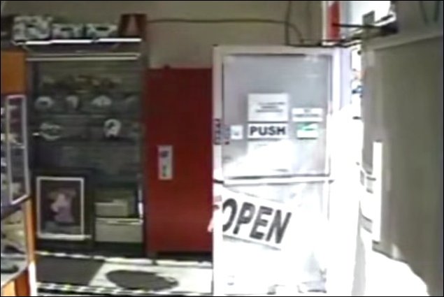 Бабуля против грабителей