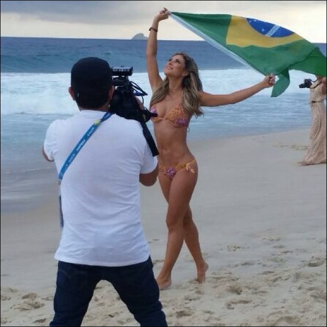 Самые красивые журналистки с чемпионата мира по футболу 2014