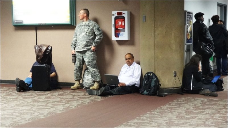 Розетки в аэропортах