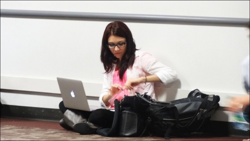 Розетки в аэропортах