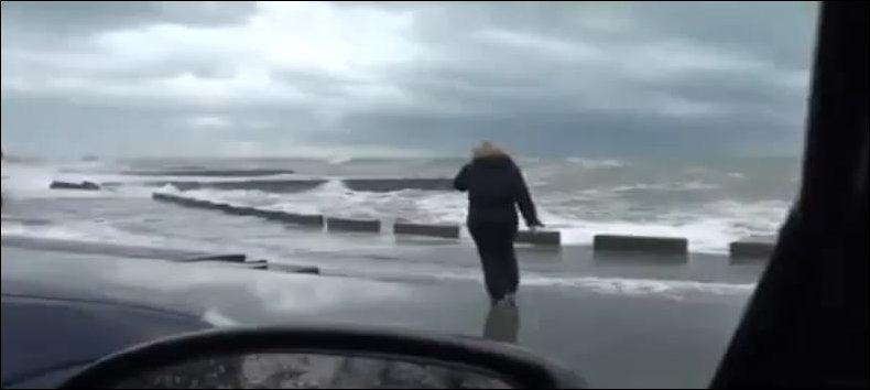 Денис, а щелкни меня