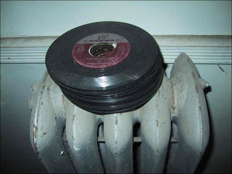 Клад под старым шкафом