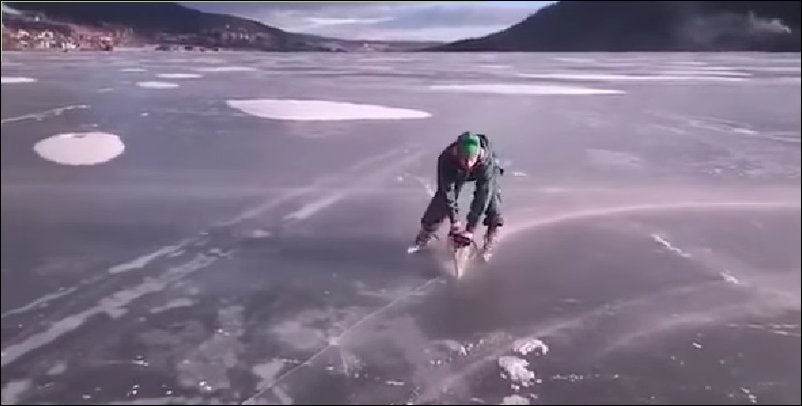 По льду на бензопиле