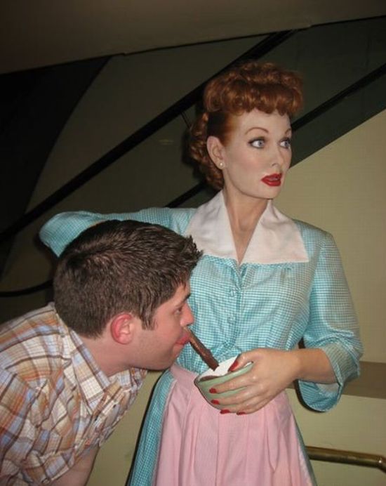 fun-in-wax-museum-15