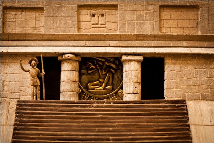 Шоколадная пирамида