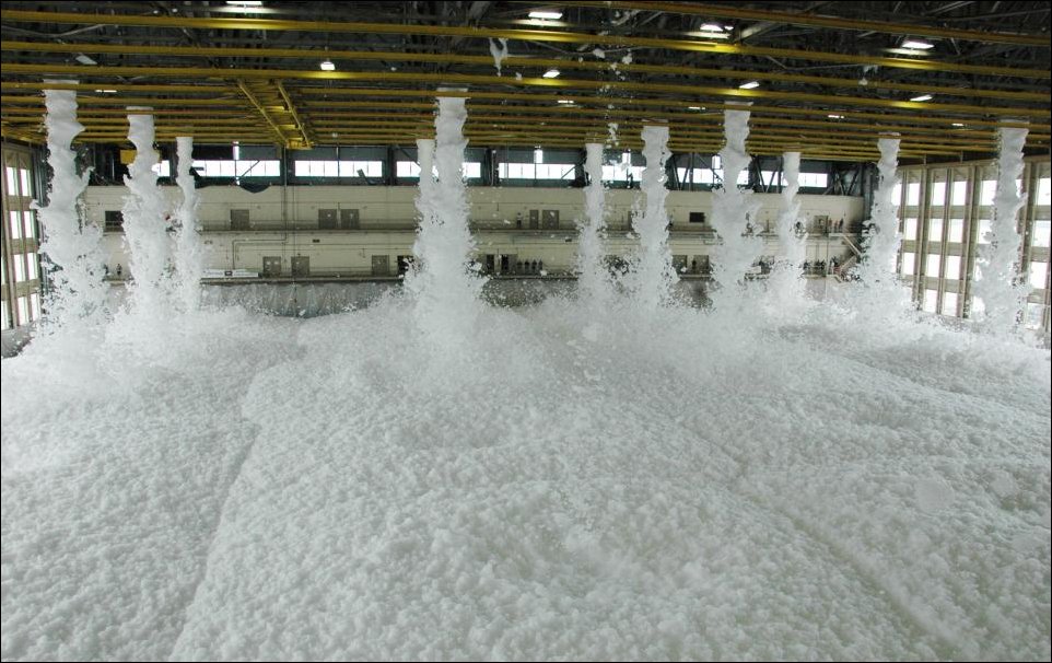 Сработала система пожаротушения