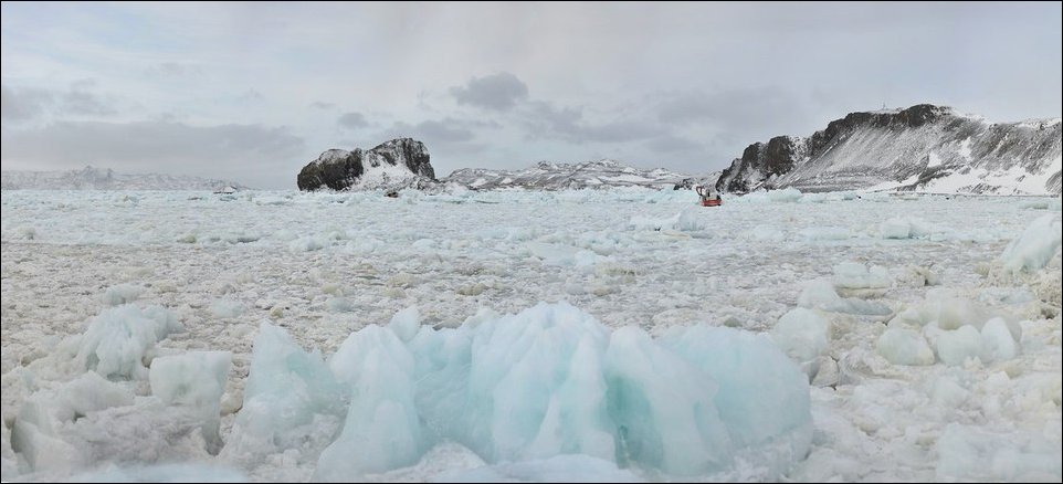 Затеряный во льдах