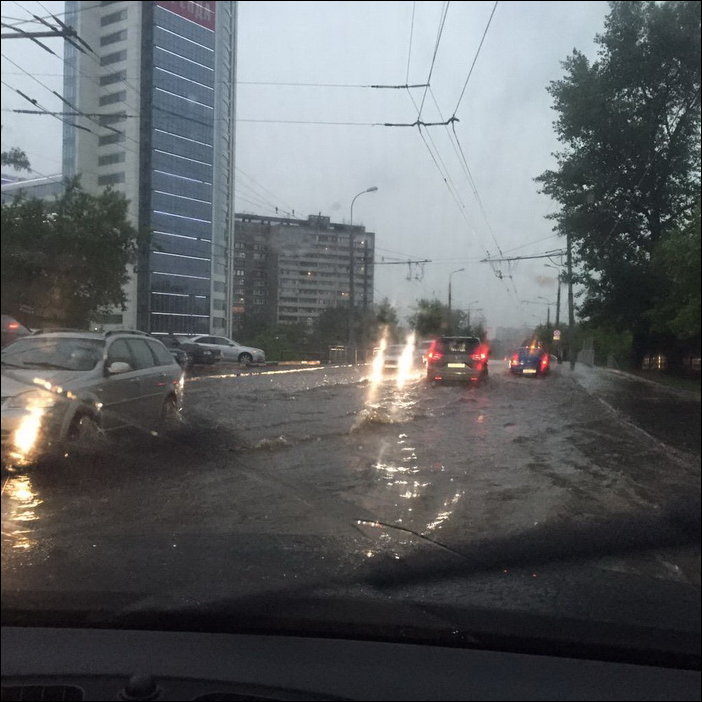 Гроза в Москве