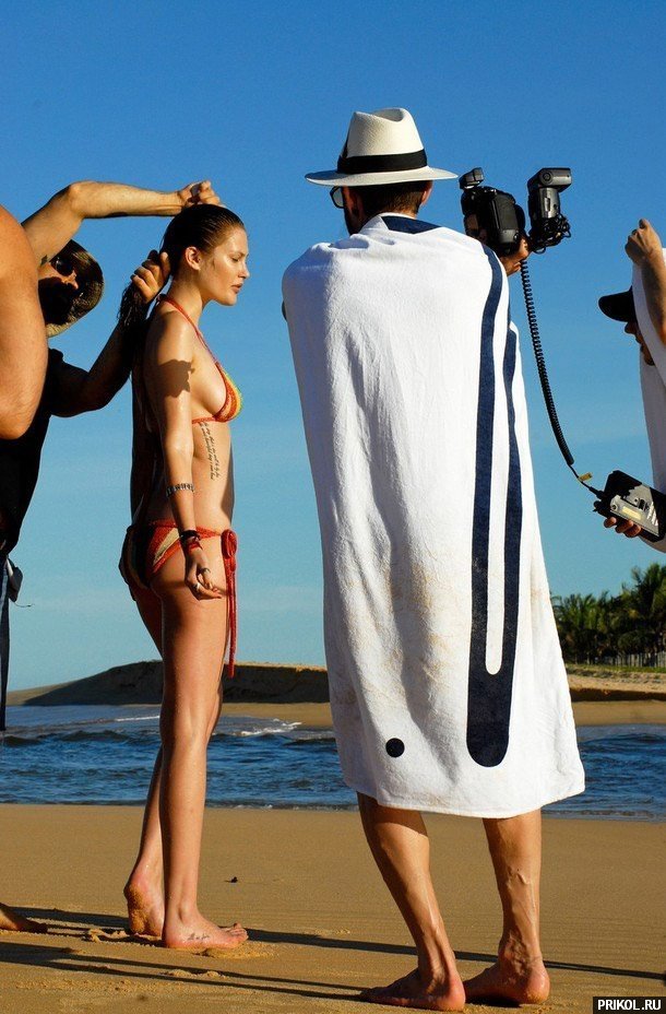 calendar-pirelli-2010-14