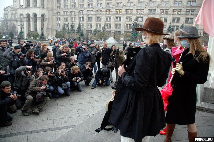 femen-antistress-11
