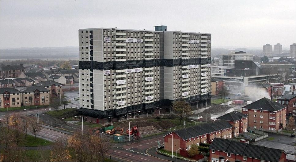 Взрыв здания