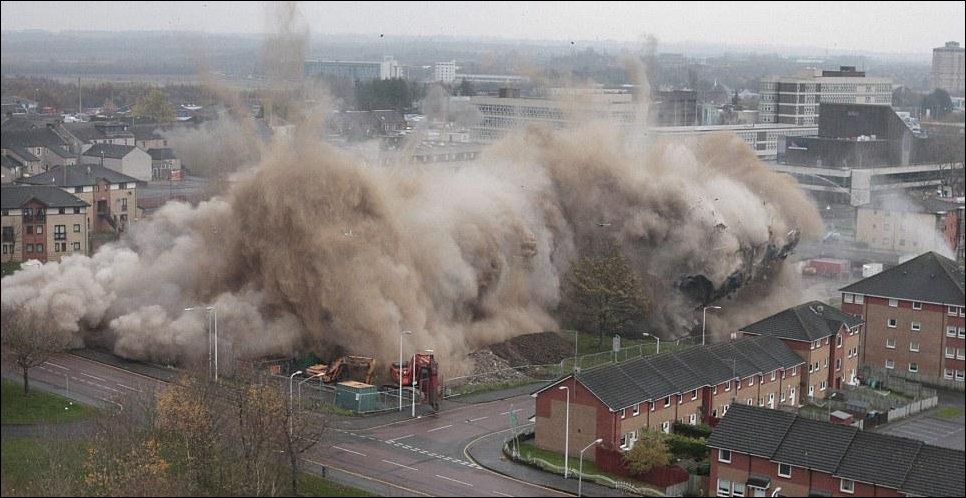 Взрыв здания