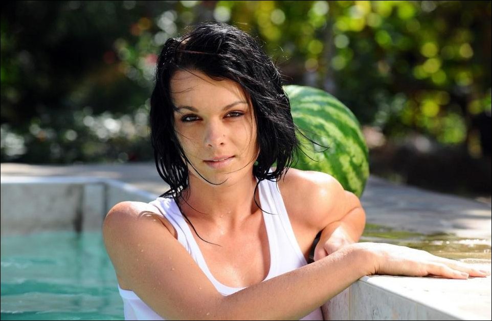 Эротика, Девушки 18+