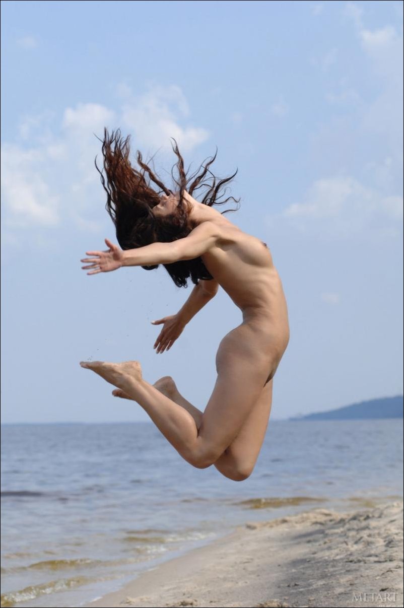 Эротика, девушки 18+