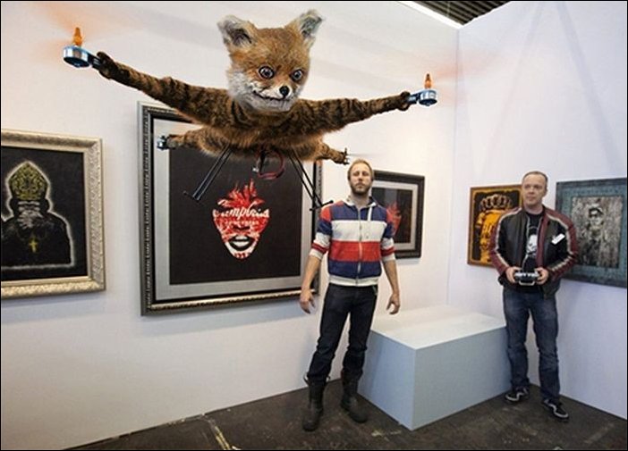 Фотожаба с чучелом лисицы