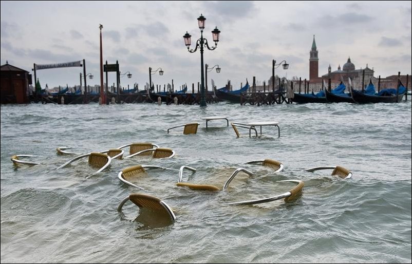 Венеция уходит под воду