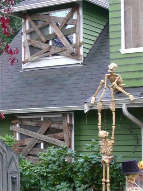 украшение домов на хэллоуин
