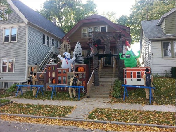 украшение домов на хэллоуин