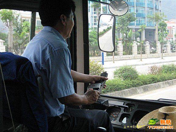 chinese-driver-04