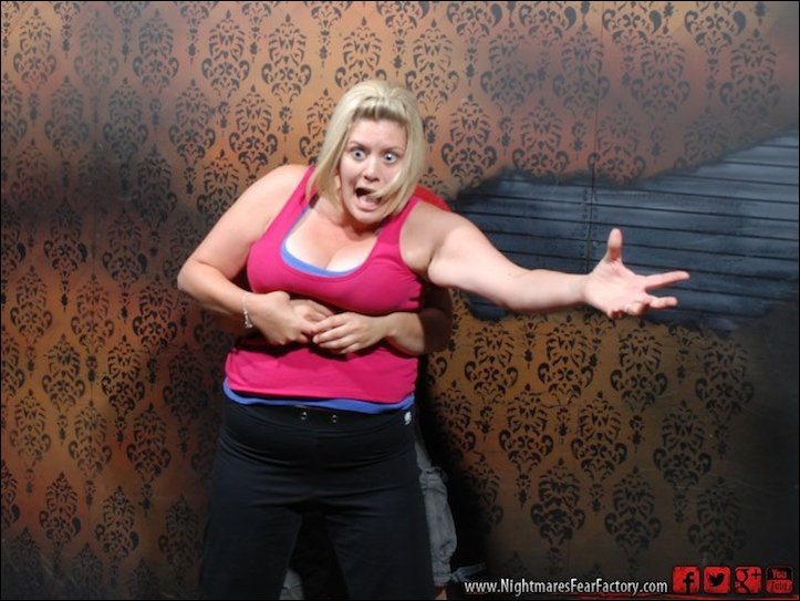 Фото посетителей аттракциона ужасов