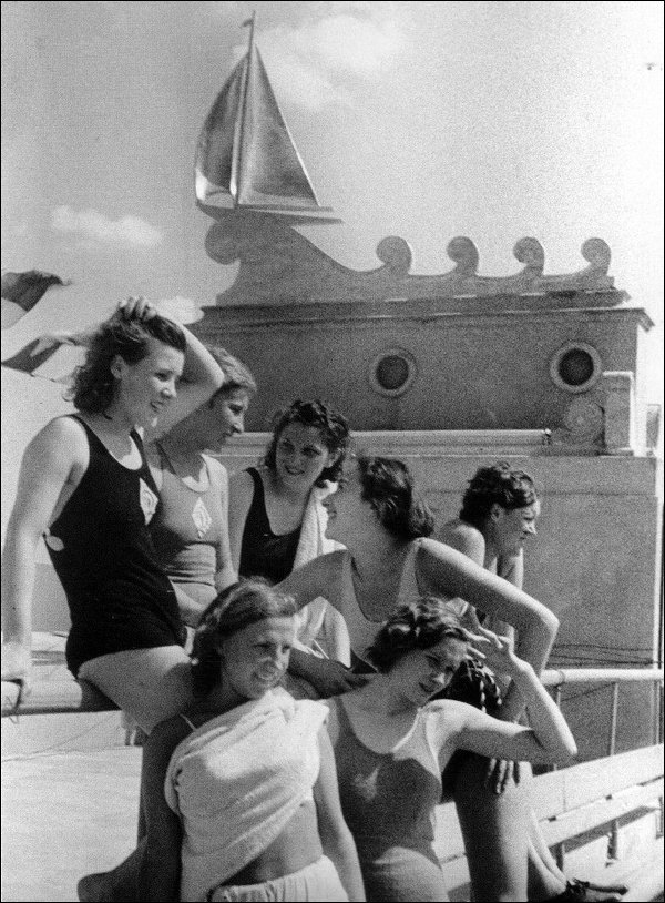 Девушки из СССР