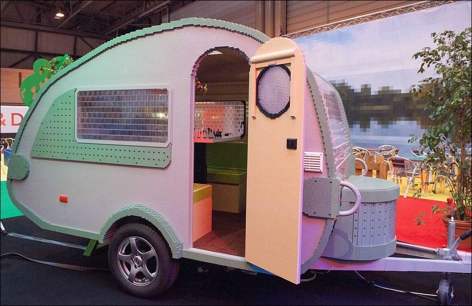 Прицеп-караван из лего