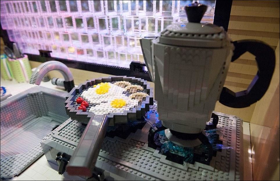 Прицеп-караван из лего