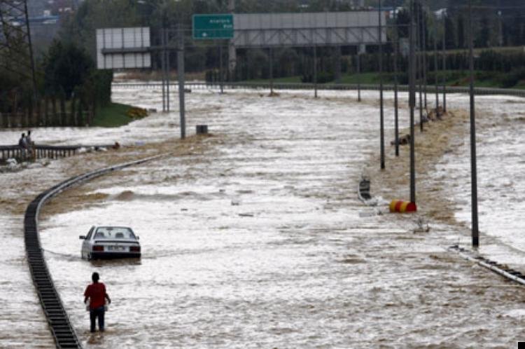 istanbul-flood-15