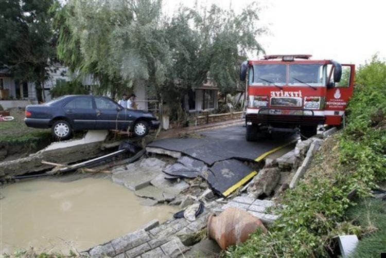 istanbul-flood-29