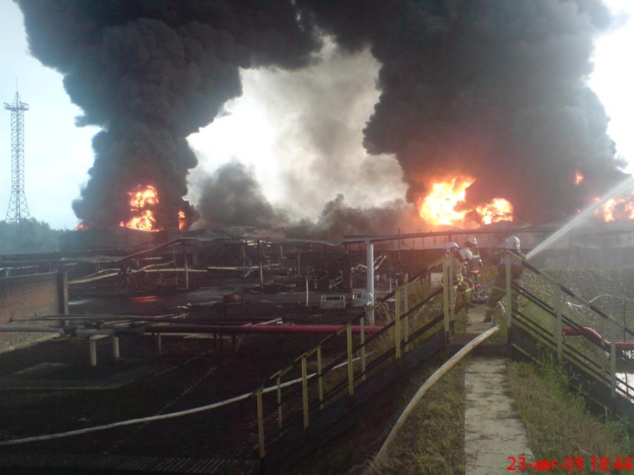 oil-explosion-03