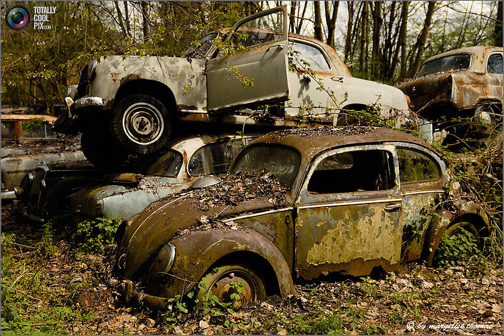 Кладбище ретро-автомобилей