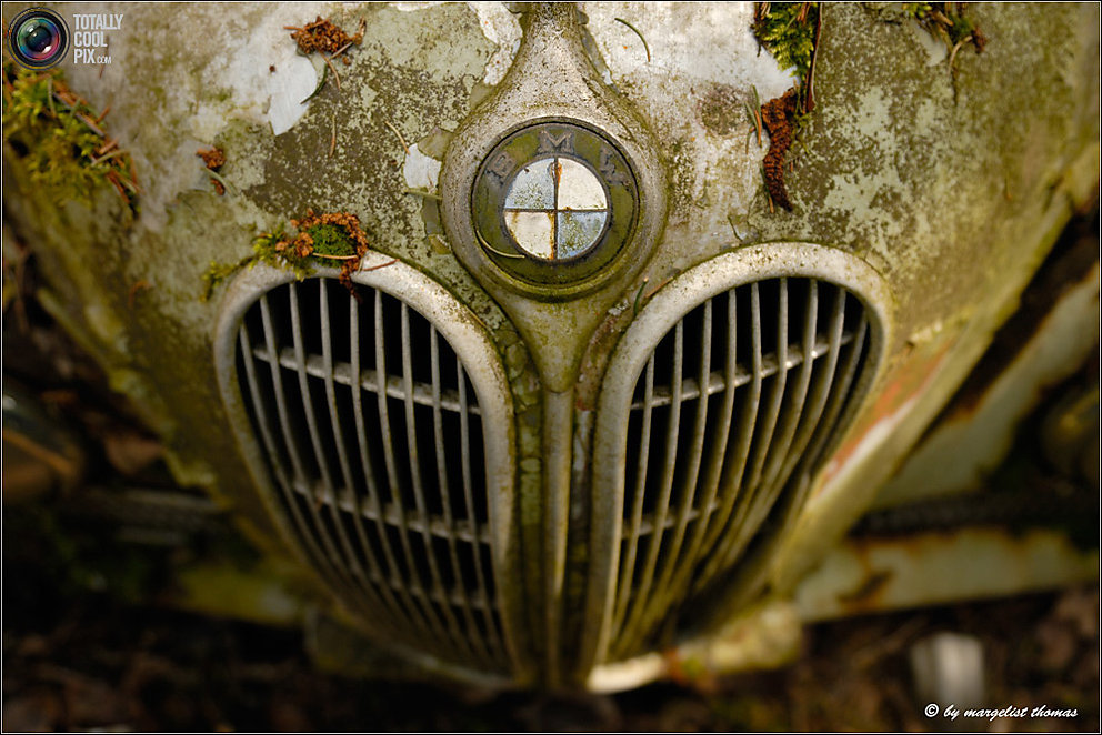 Кладбище ретро-автомобилей