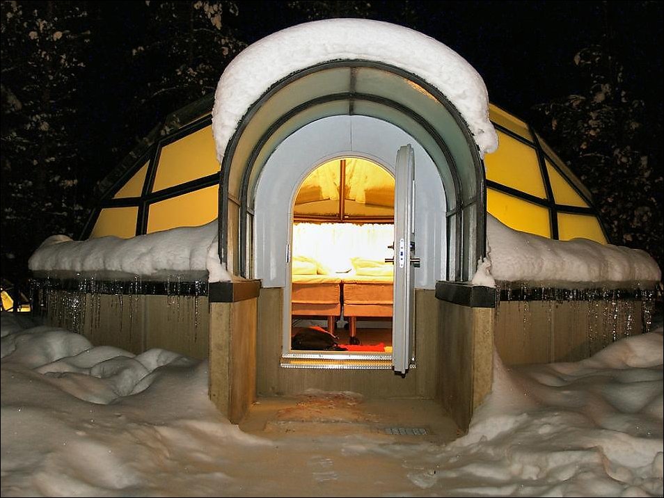 Стеклянные иглу