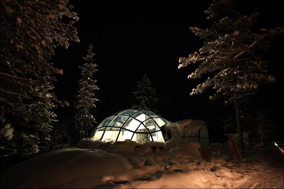 Стеклянные иглу