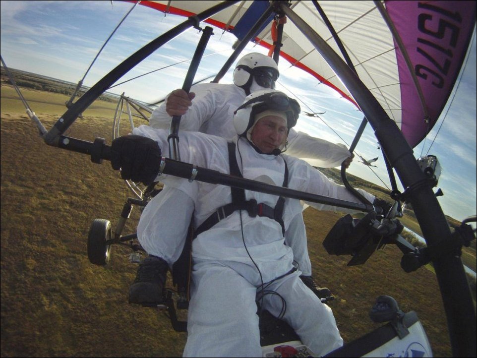 Путин и журавли