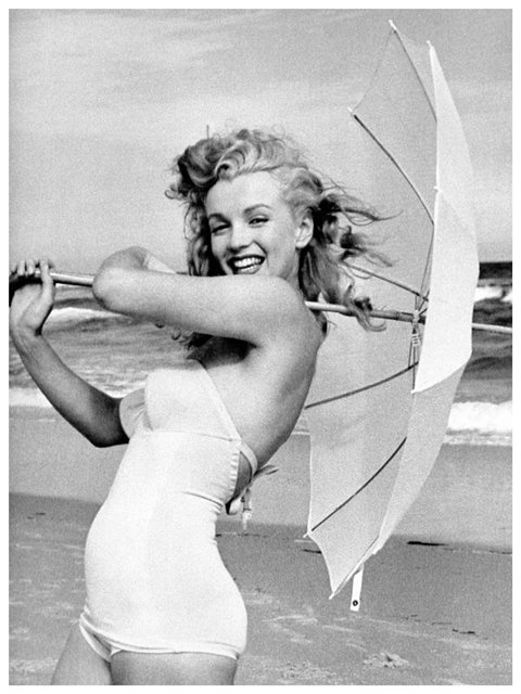 Merelin-Monroe-rare-pics17.jpg