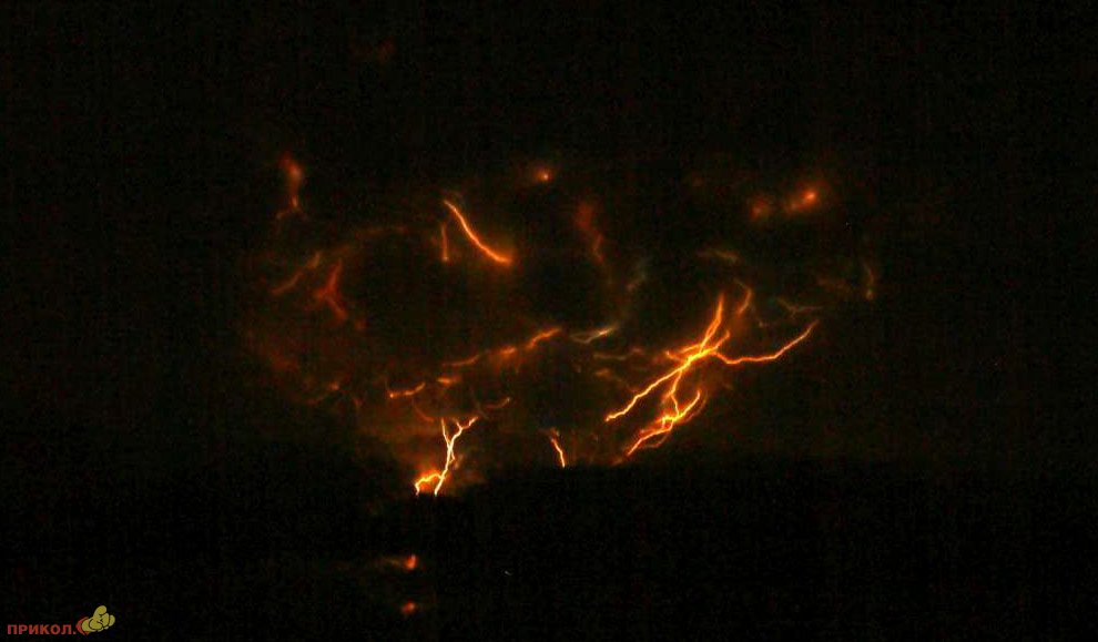 mount-redoubt-volcano-21