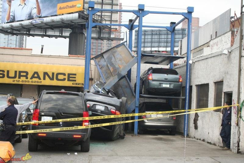 multilevel-parking-fail-01