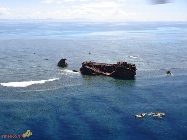 unusual-shipwreck-05