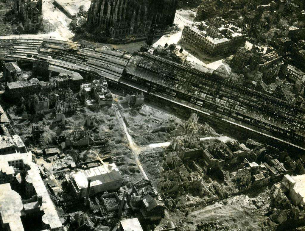 germany-1945-from-above-13